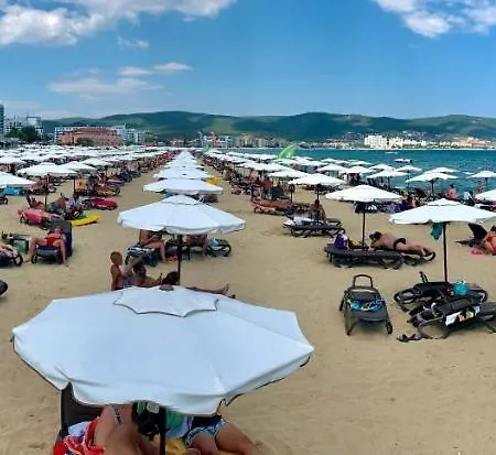 アパート Premium Midia