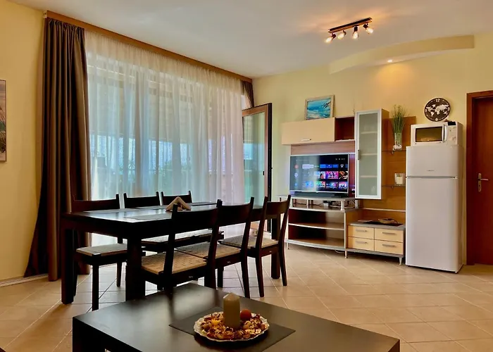 Premium Midia Σάνι Μπιτς