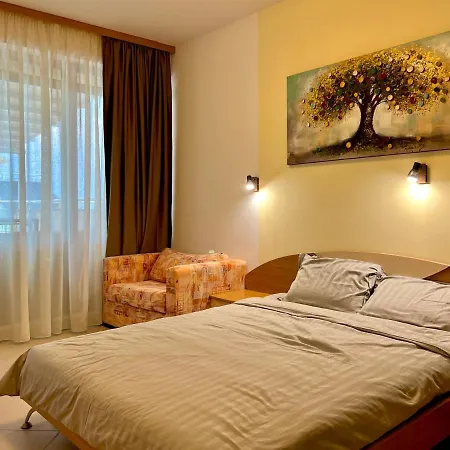 Apartment Premium Midia